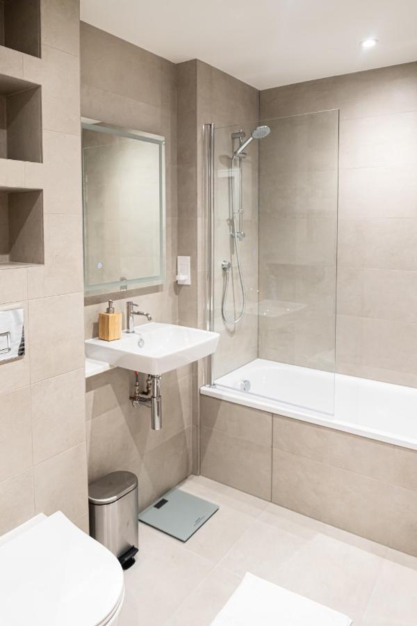 Amazing New Spacious Apartment In Se1 London Kültér fotó